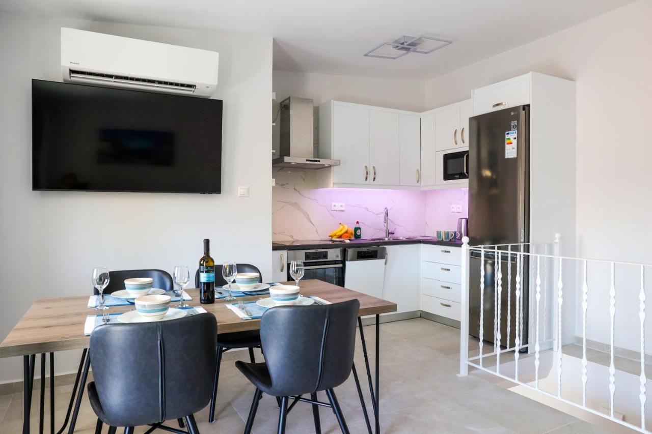 Axs First Floor Apartment Aegina Town Екстер'єр фото