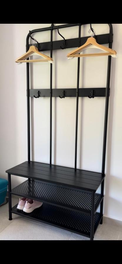 Axs First Floor Apartment Aegina Town Екстер'єр фото